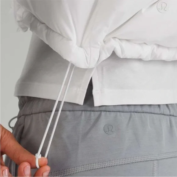 NEW Lululemon Wunder Puff Super Cropped Vest White size 8 - Picture 5 of 11